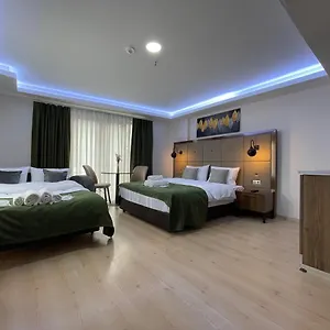 Elegance Aparthotel